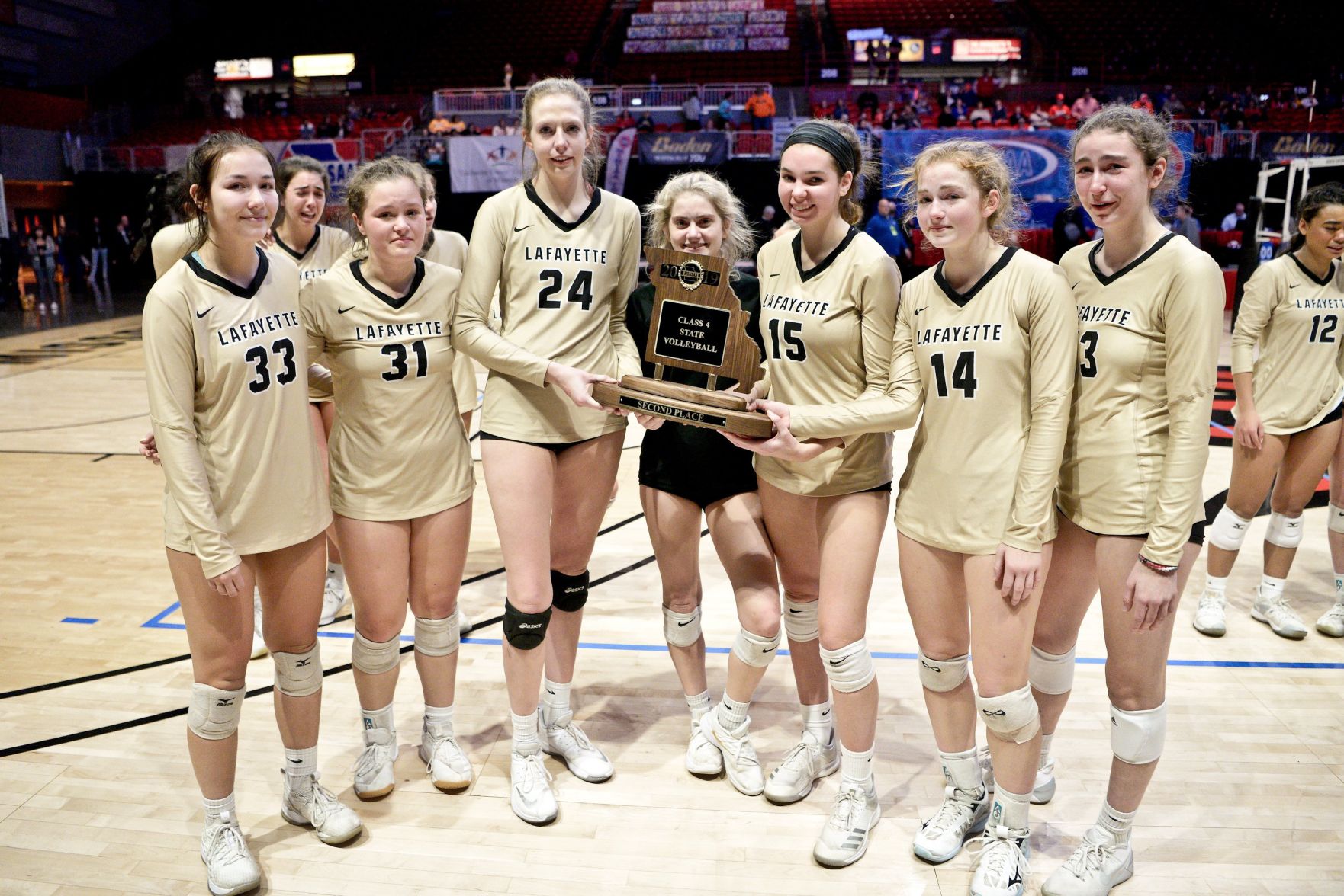 11/09/19 - Girls Volleyball - Class 4 state championship - Nixa vs Lafayette